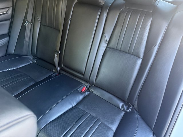 Used 2018 Honda Accord Touring image 11