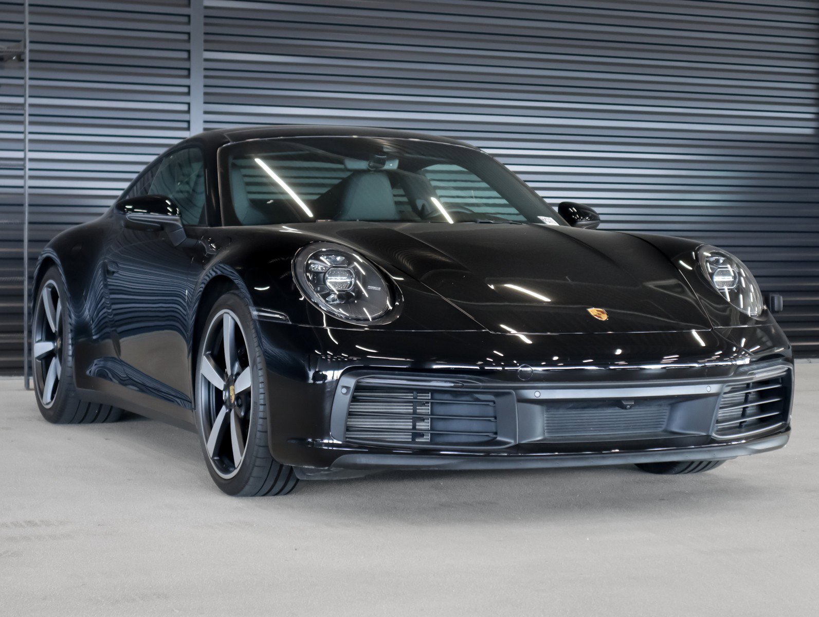 Used 2022 Porsche 911 Carrera RWD image 7