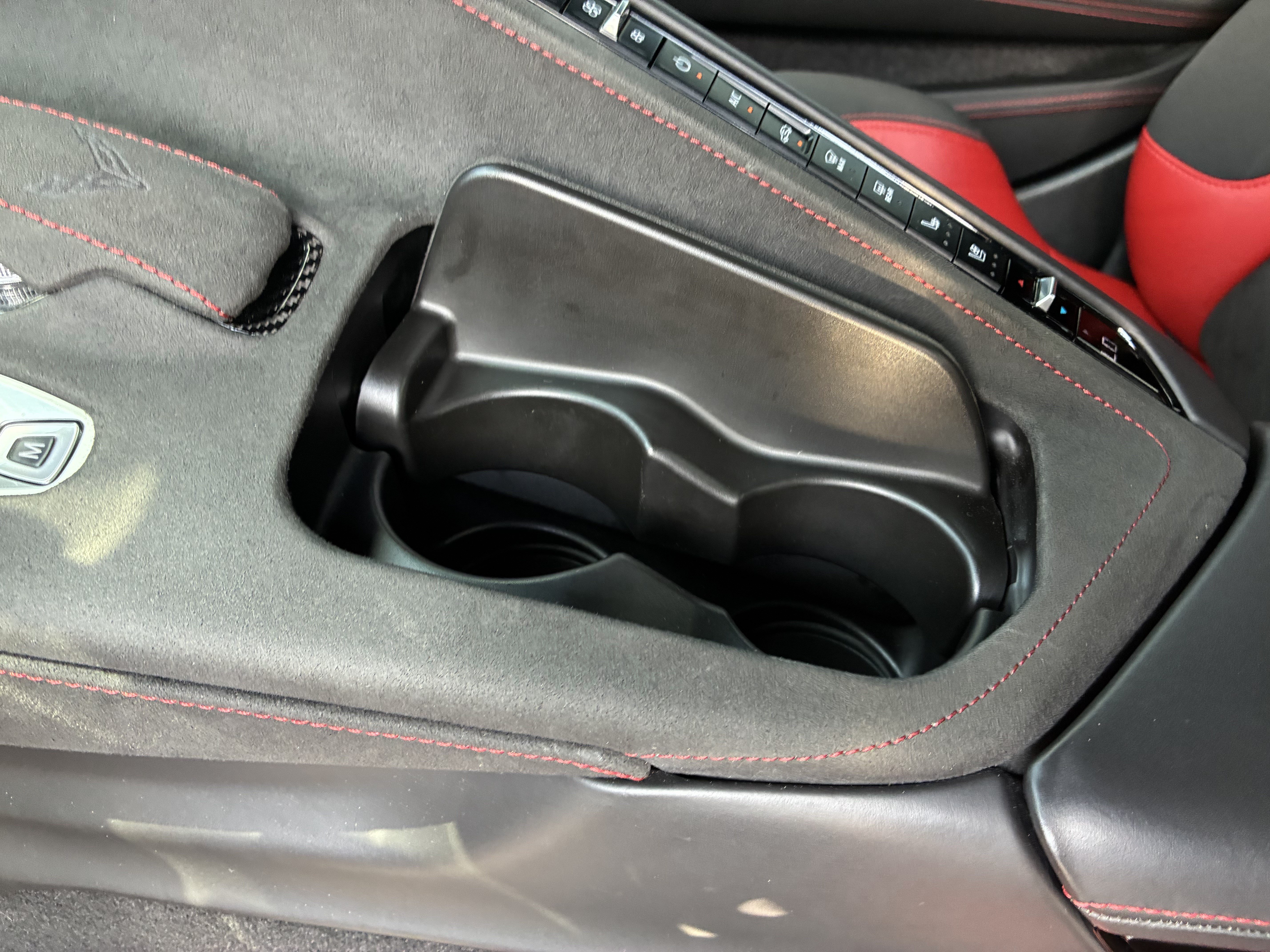 Used 2021 Chevrolet Corvette Stingray Premium Conv w/ Z51 Performance Package RWD image 31