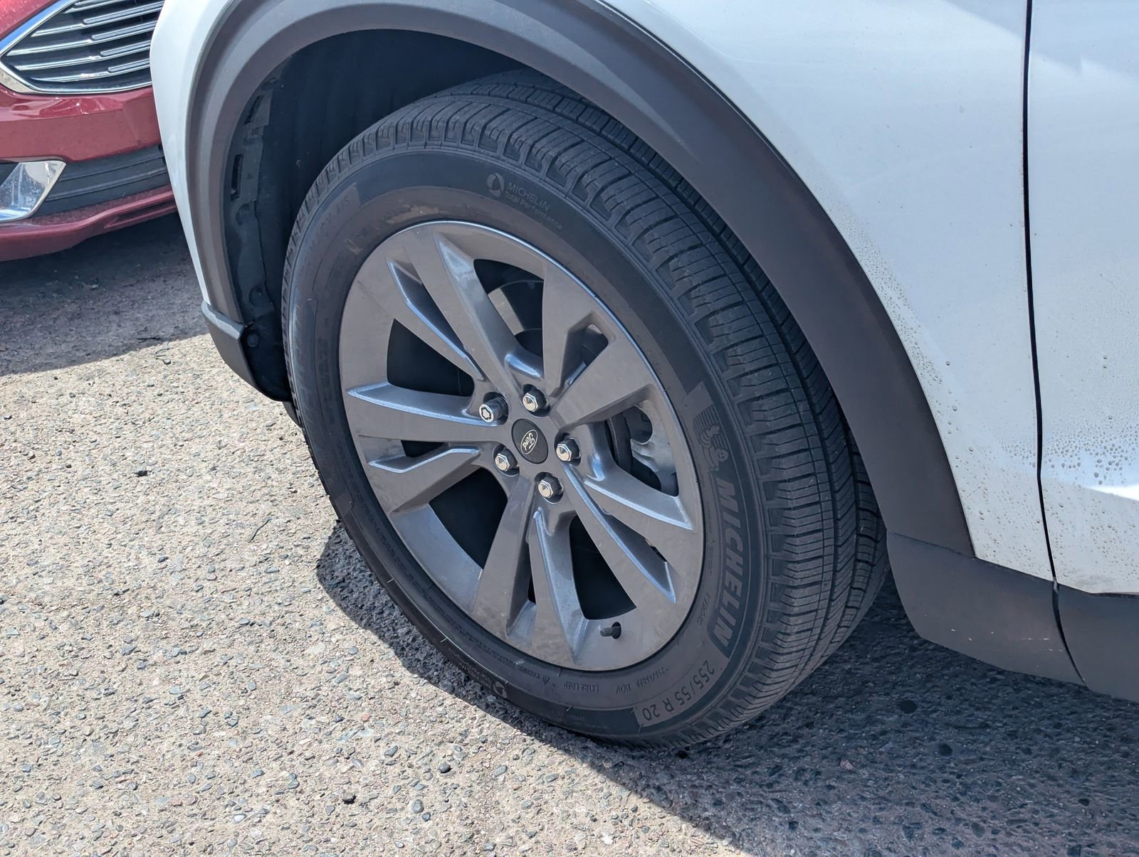 Certified 2025 Ford Explorer Active w/ Active Comfort Package AWD/4WD image 5