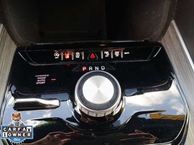 Certified 2024 Jeep Wagoneer Series II AWD/4WD image 39