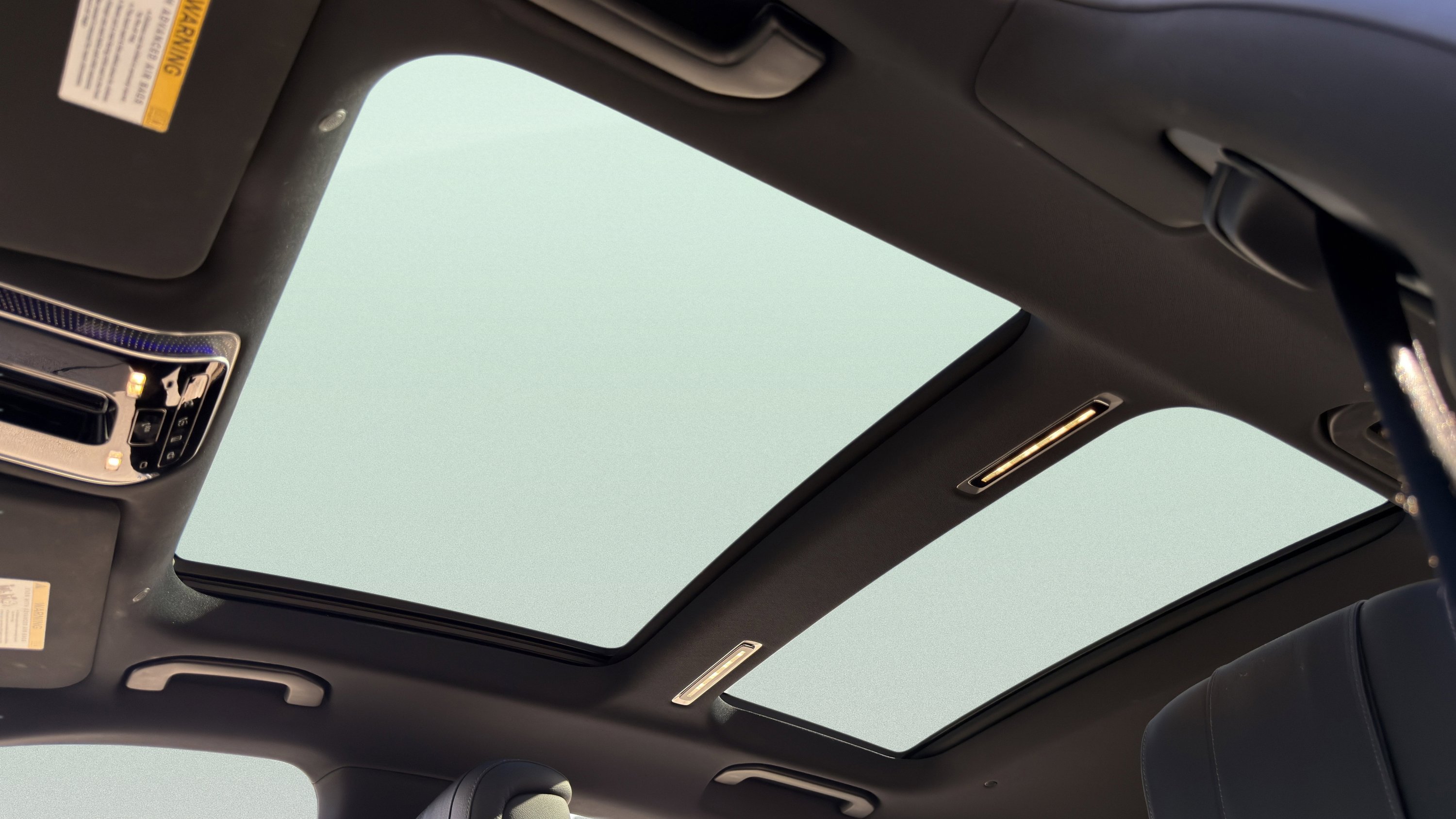 Used 2022 Mercedes-Benz S 500 S 500 w/ AMG Line Package image 18