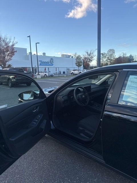 Certified 2024 Honda Accord LX image 9