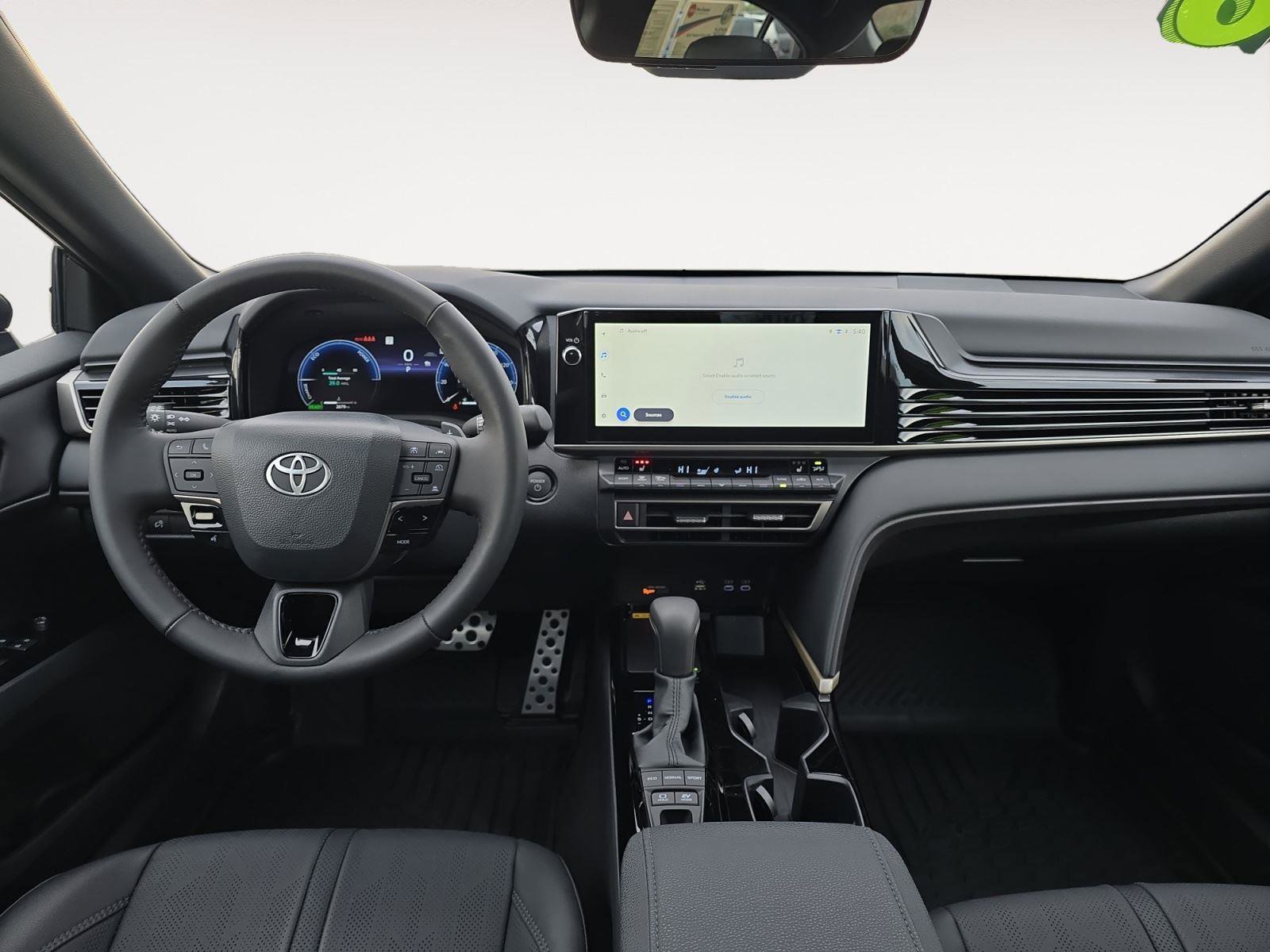 Used 2026 Toyota Camry XSE image 9