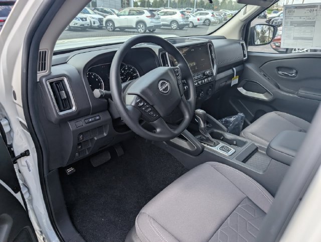 New 2026 Nissan Frontier SV w/ Tow Package AWD/4WD image 14