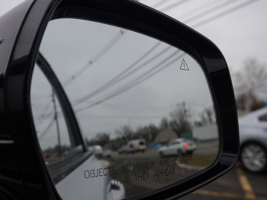 Used 2022 Kia Sorento S image 36