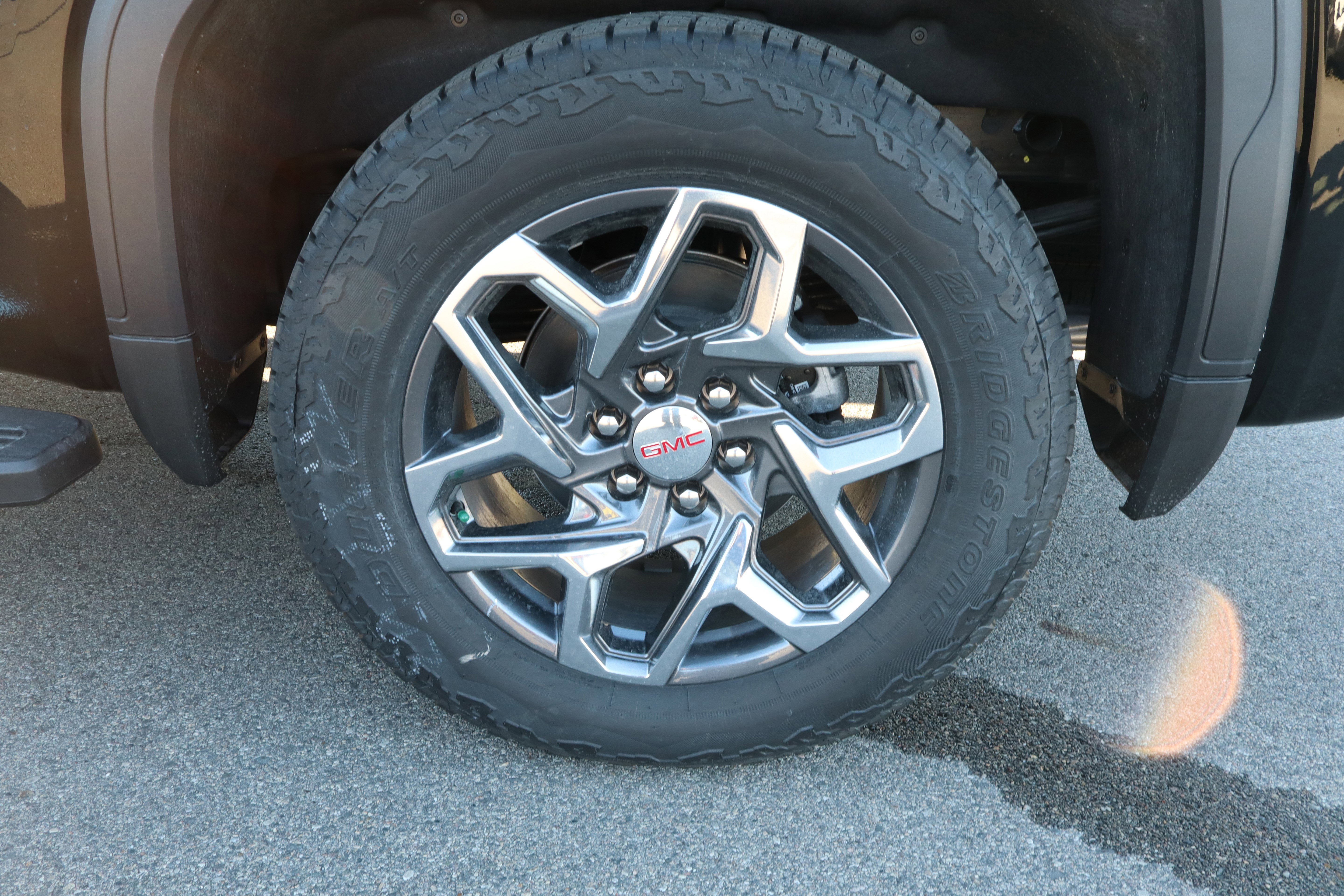 New 2026 GMC Sierra 1500 SLT w/ SLT Premium Plus Package image 22