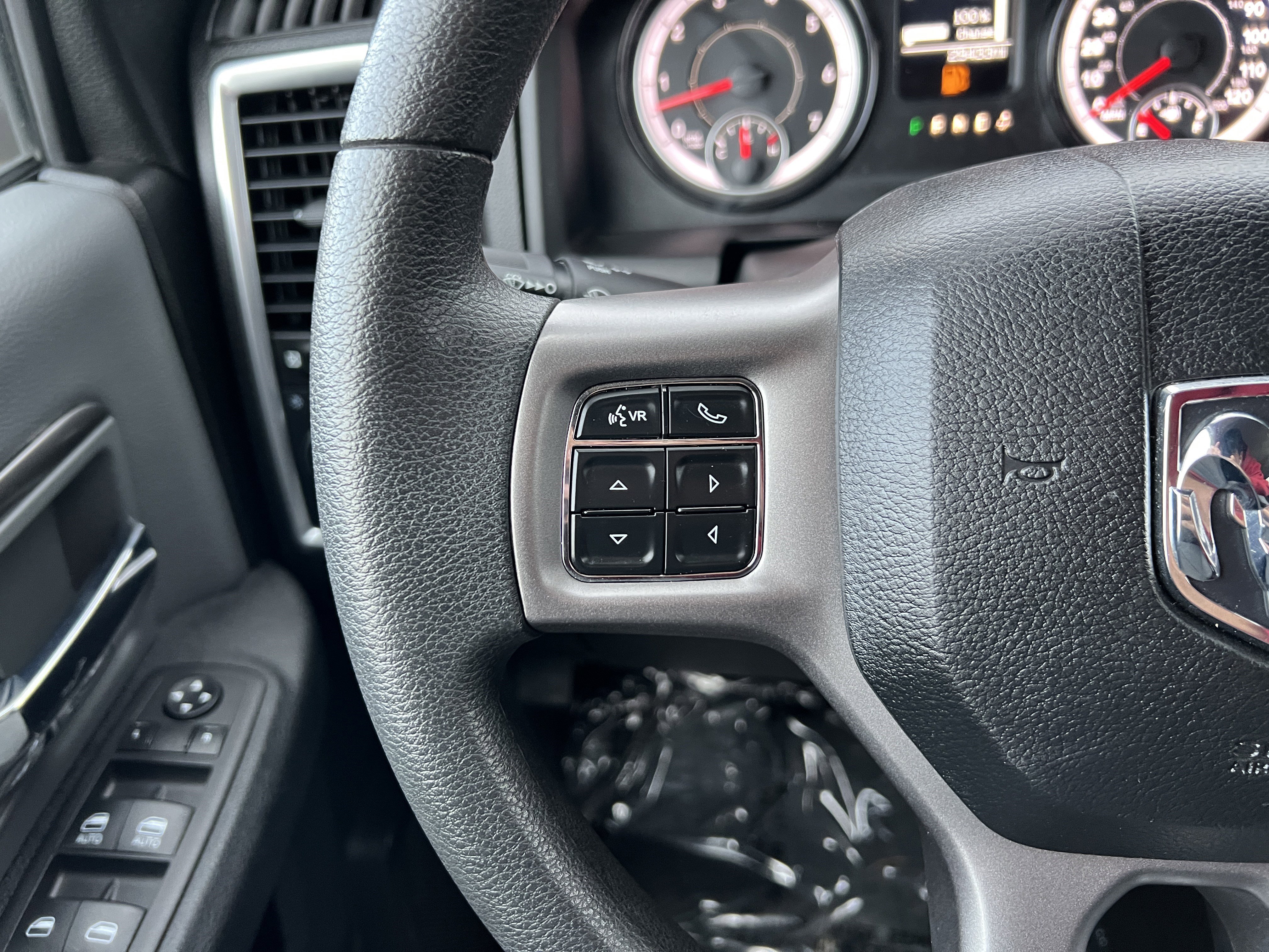 Used 2023 RAM 1500 Classic SLT image 22