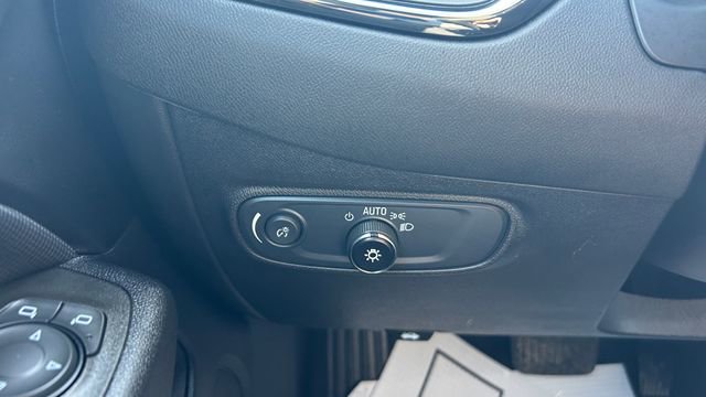 Used 2024 Chevrolet Equinox RS AWD/4WD image 21