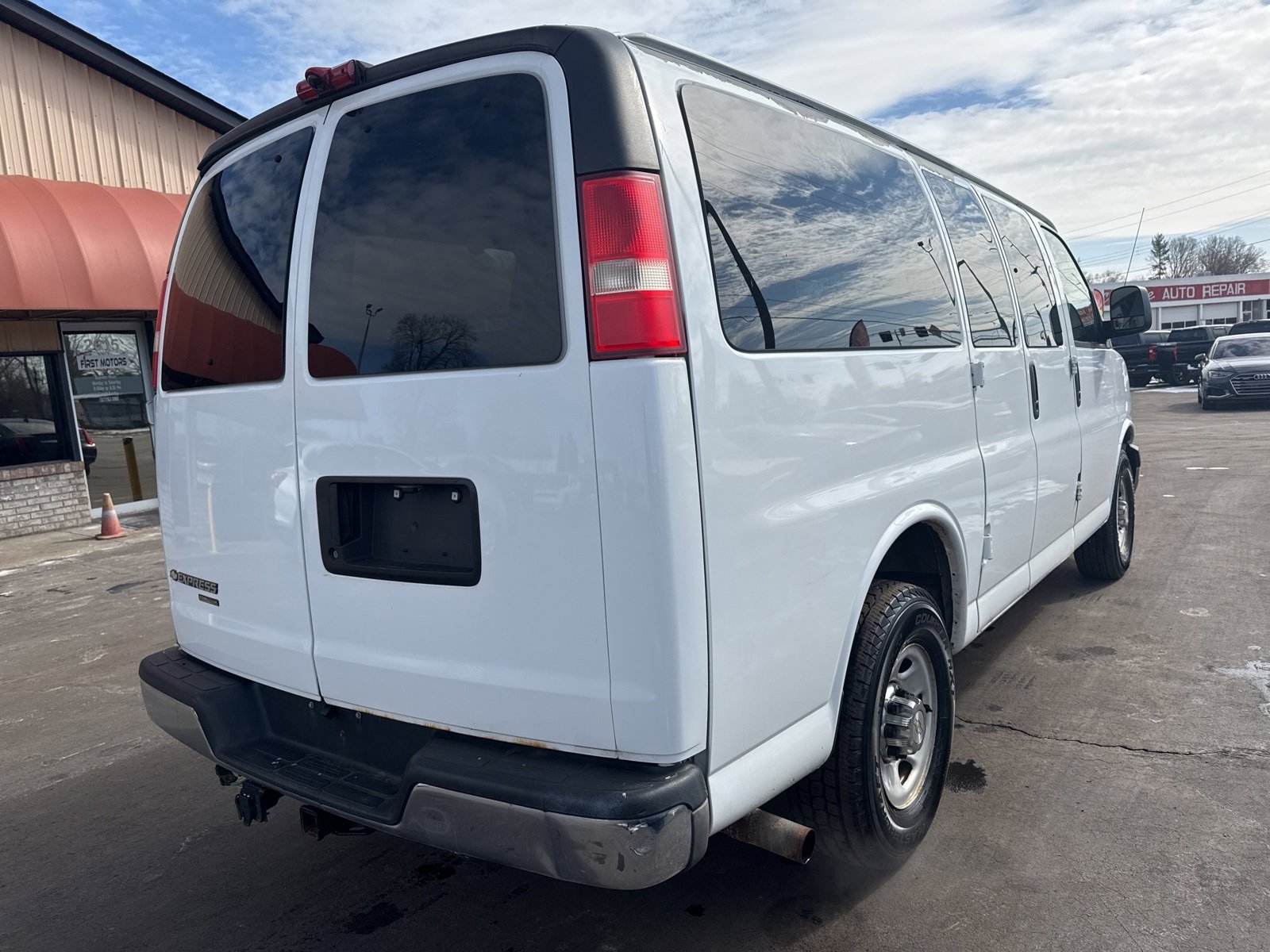 Used 2013 Chevrolet Express 2500 LT w/ LT Preferred Equipment Group image 5