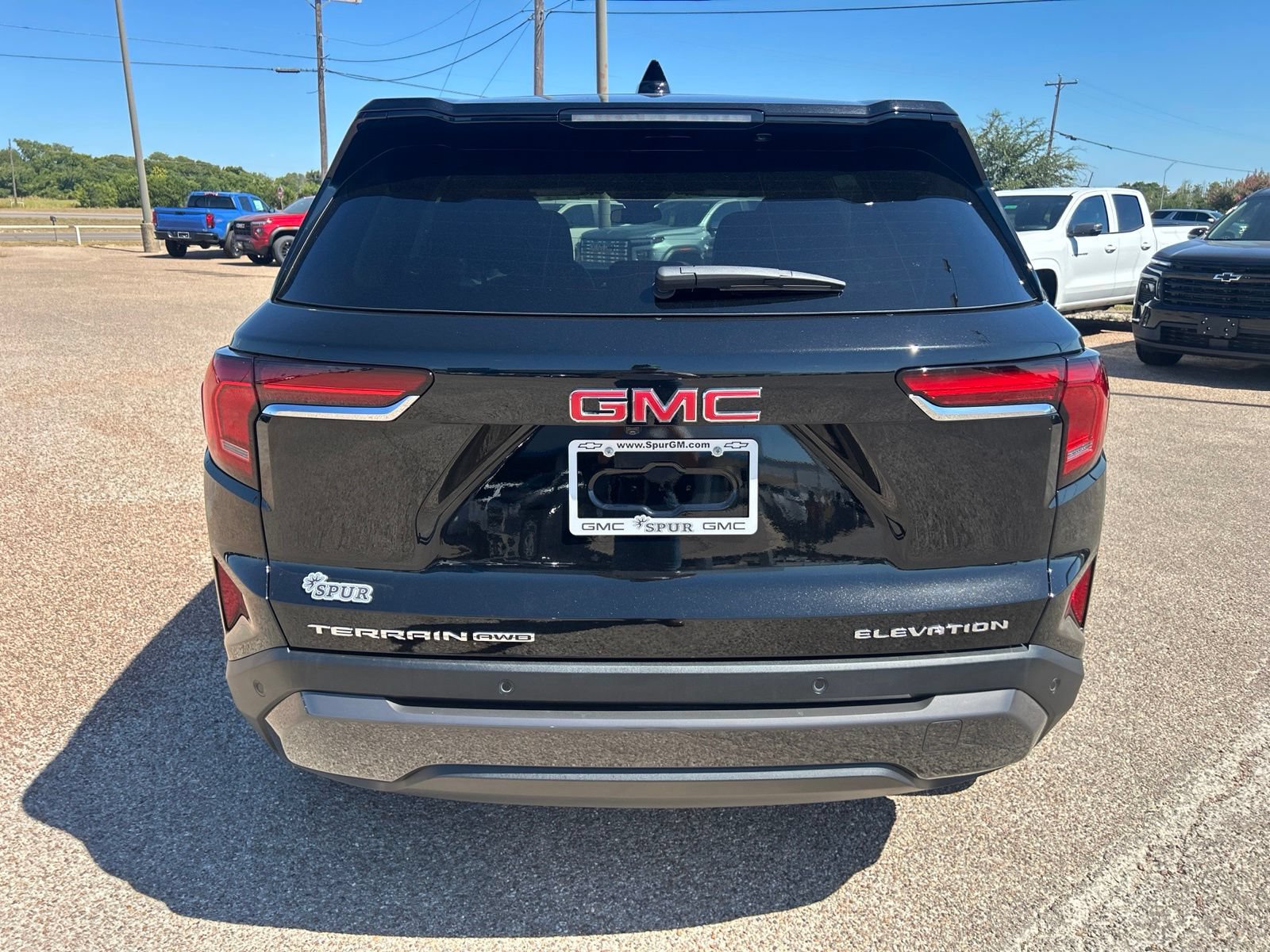 New 2027 GMC Terrain Elevation w/ LPO, Floor Liner Package AWD/4WD image 5