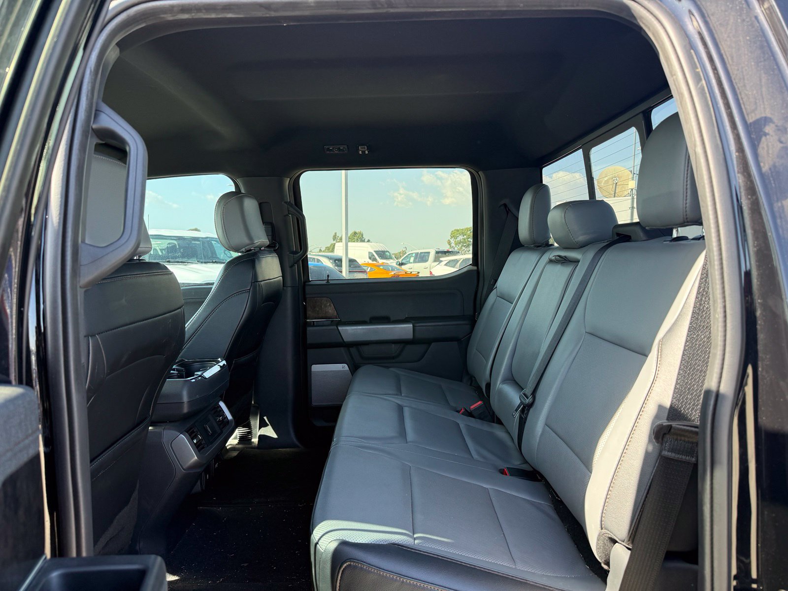 Used 2023 Ford F150 Lightning Lariat AWD/4WD image 6
