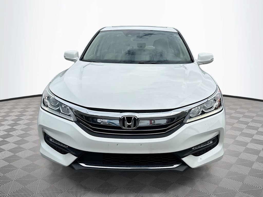 Used 2017 Honda Accord EX video 2