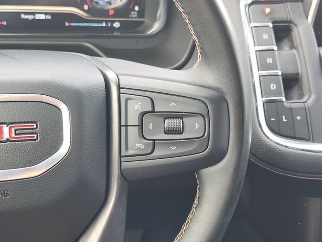 Used 2024 GMC Yukon AT4 w/ Technology Package AWD/4WD image 28