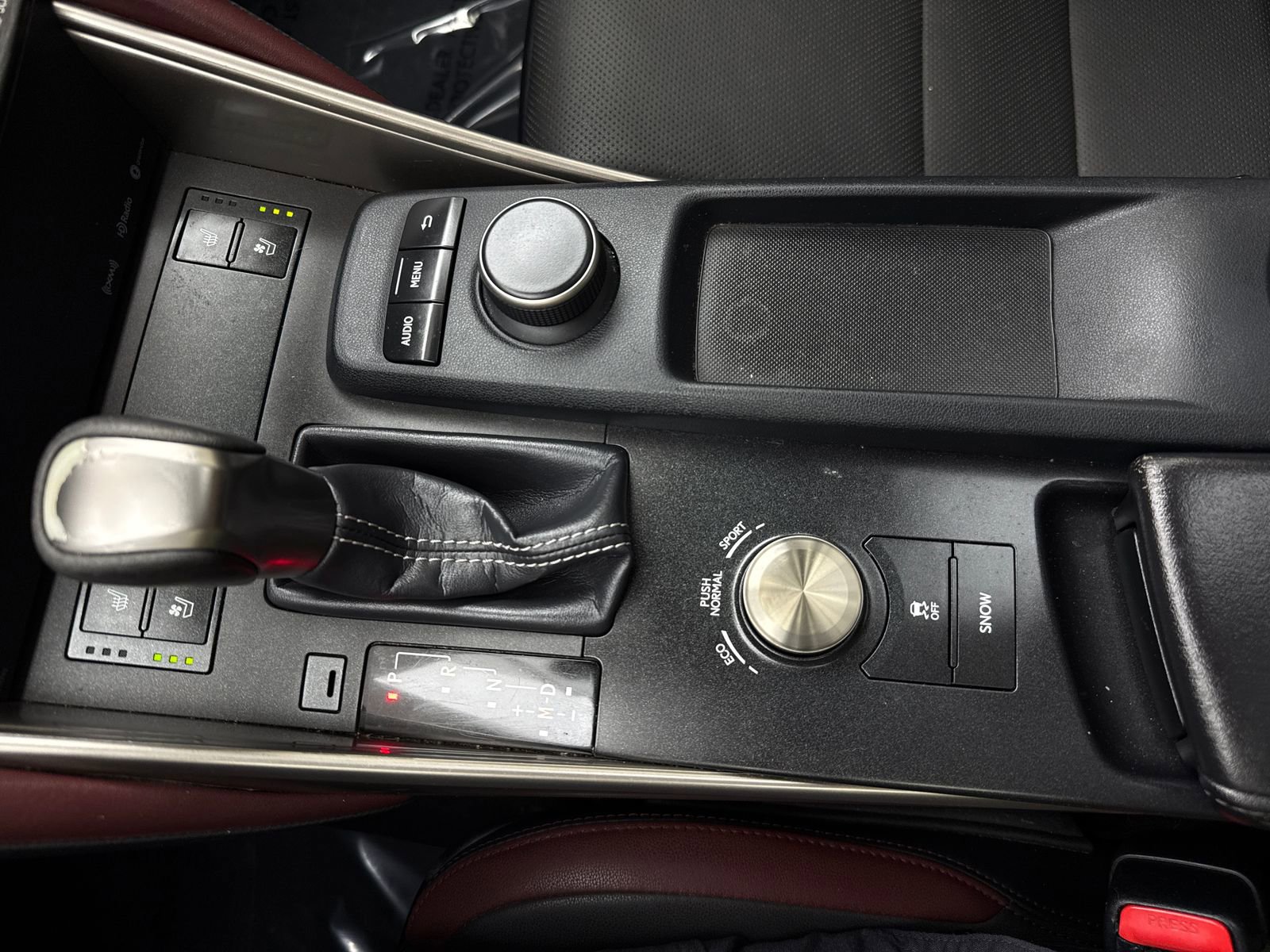 Used 2019 Lexus IS 300 w/ Premium Package RWD image 28