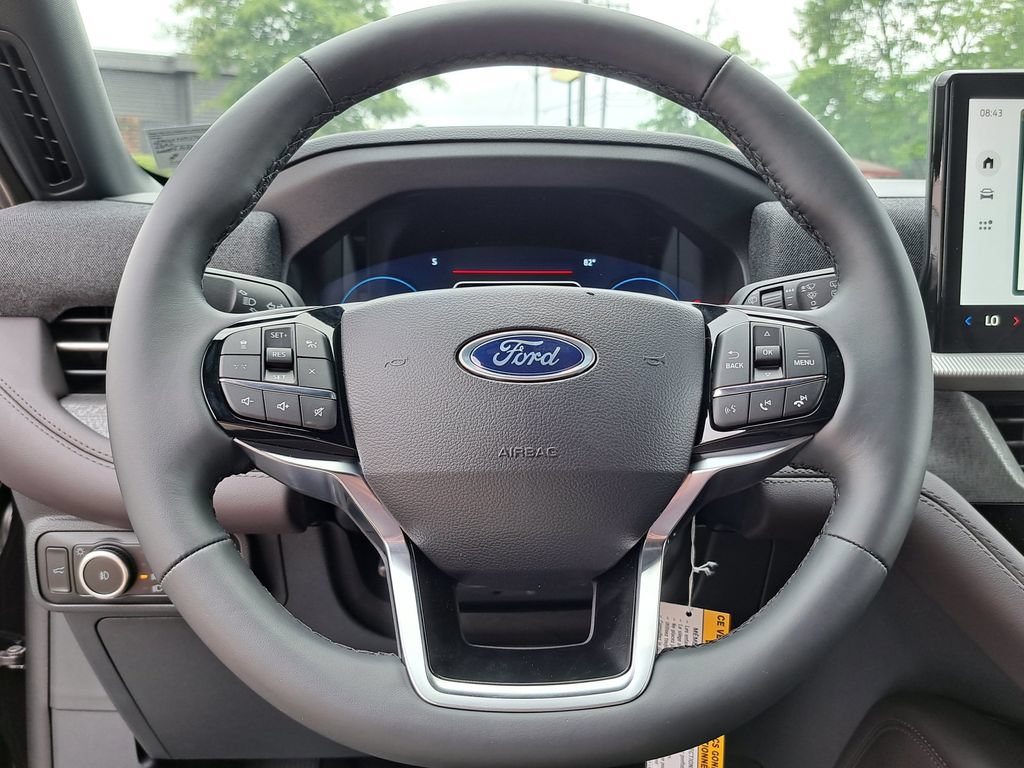 New 2026 Ford Explorer Platinum w/ LUX Leather Package AWD/4WD image 11