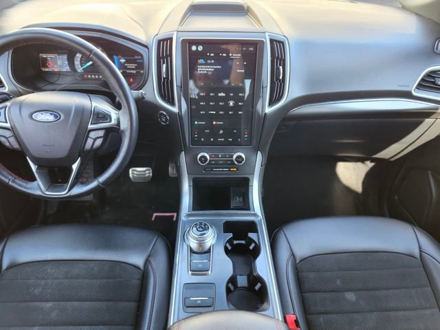 Used 2022 Ford Edge ST-Line image 14
