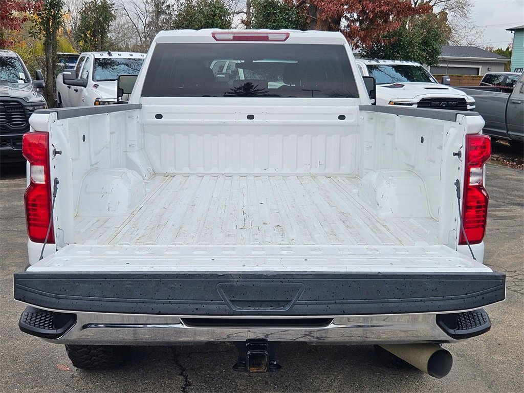Used 2022 Chevrolet Silverado 3500 LT image 10