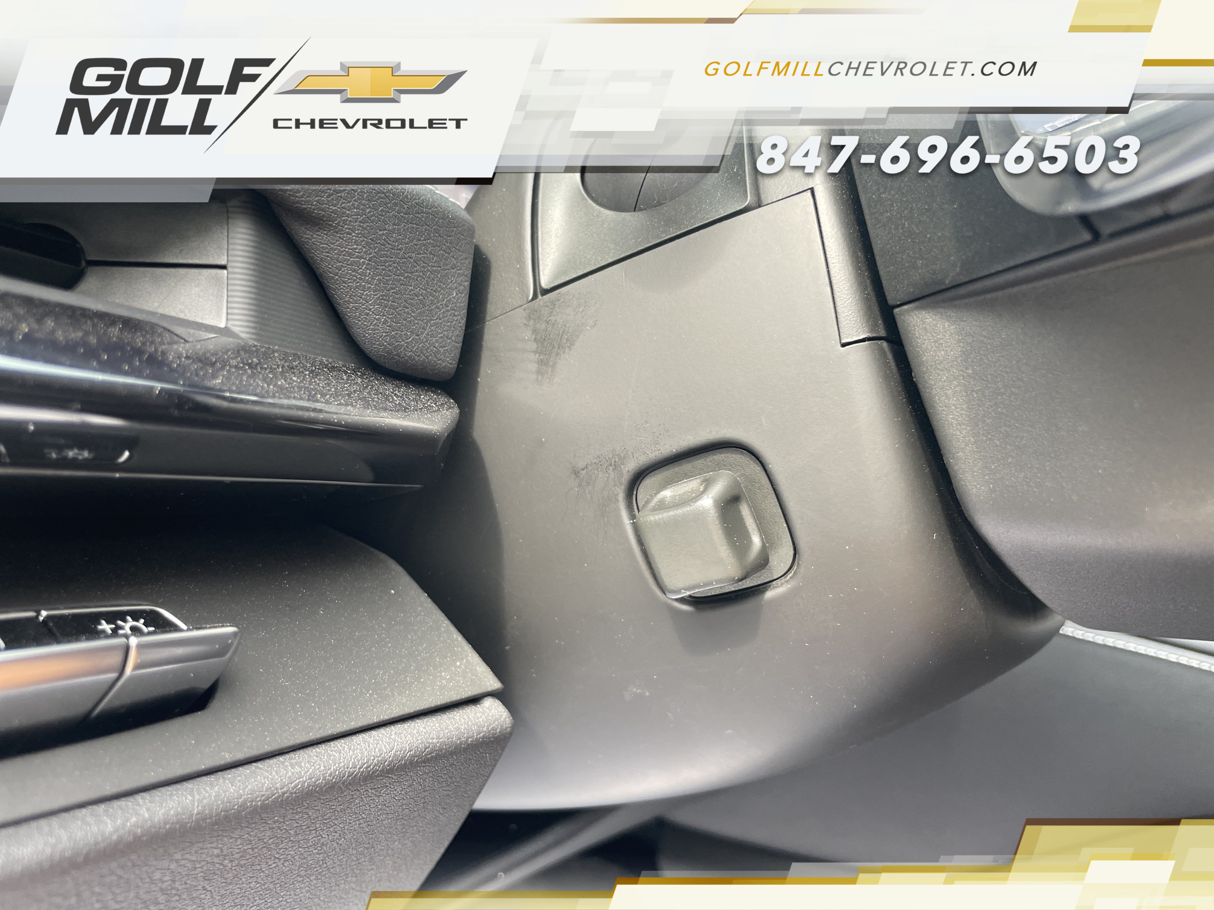 Used 2025 Chevrolet Corvette Stingray Preferred Conv w/ Stealth Interior Trim Package RWD image 25