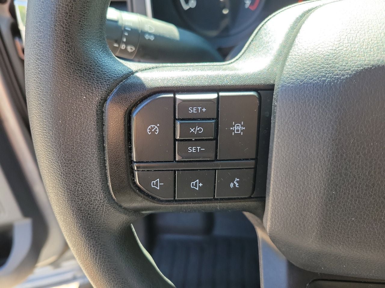 Used 2022 Ford F150 XL w/ Equipment Group 101A High AWD/4WD image 19