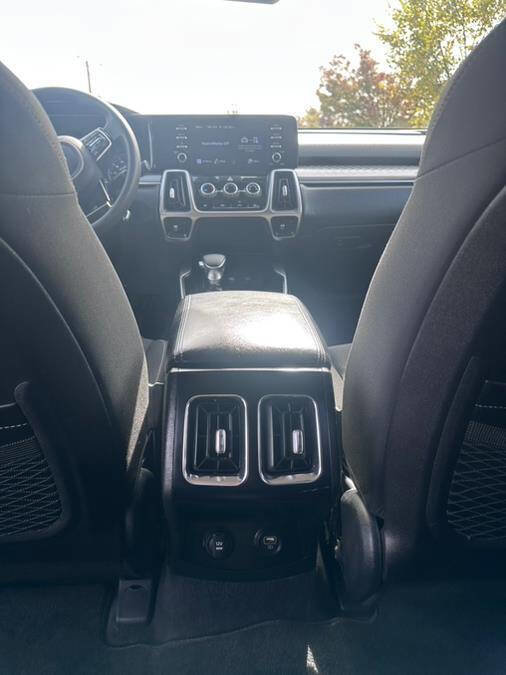 Used 2021 Kia Sorento LX image 24