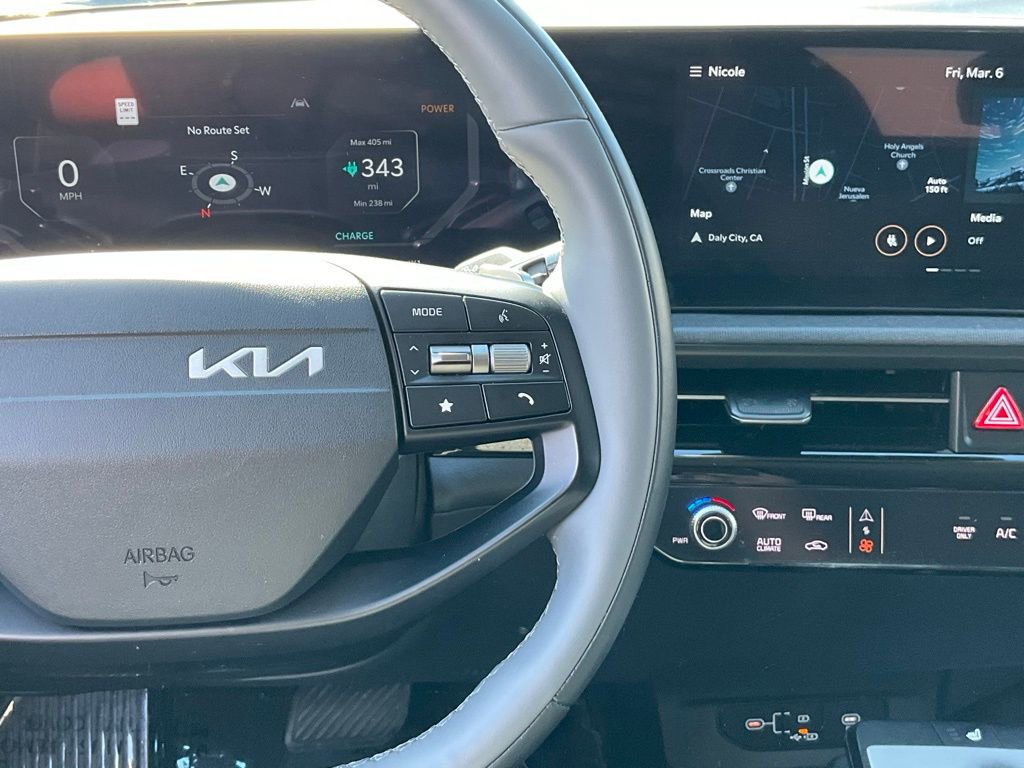 Used 2025 Kia EV6 Light image 40