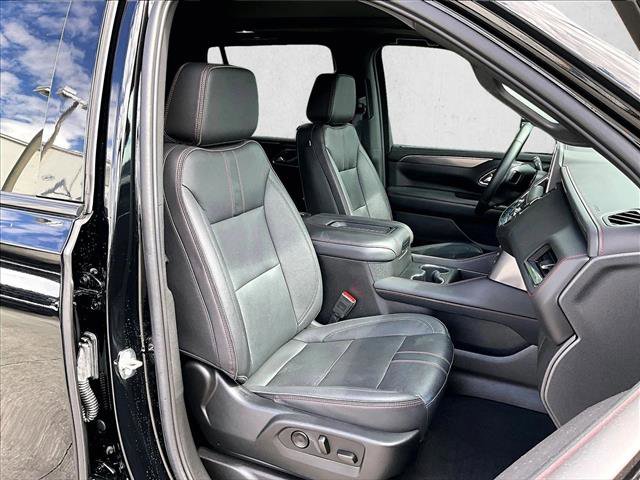 Used 2023 Chevrolet Tahoe RST w/ Luxury Package AWD/4WD image 9