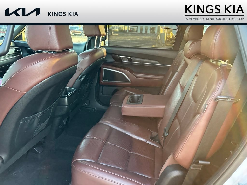 Used 2023 Kia Telluride EX FWD image 19