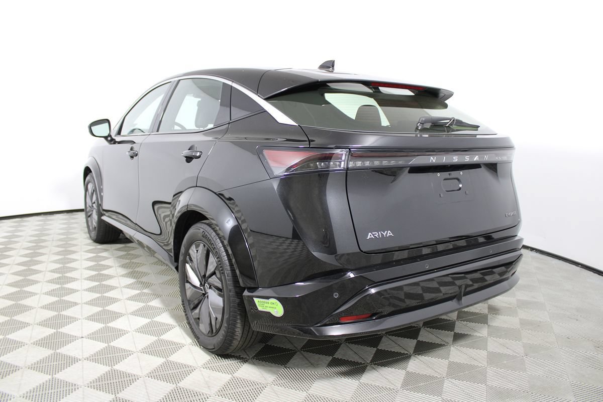 Used 2023 Nissan Ariya FWD image 31