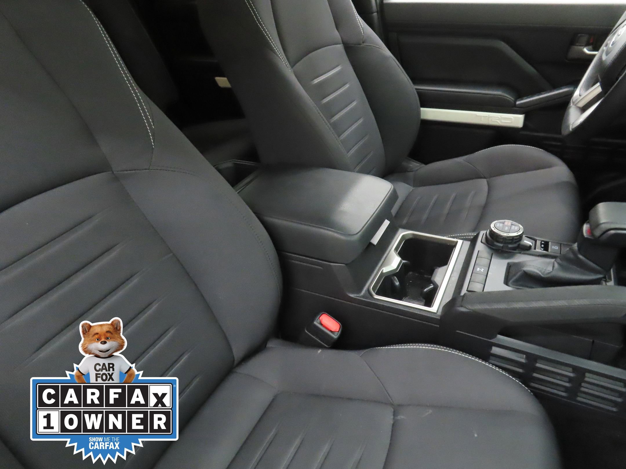 Used 2024 Toyota Tacoma TRD Off-Road image 23