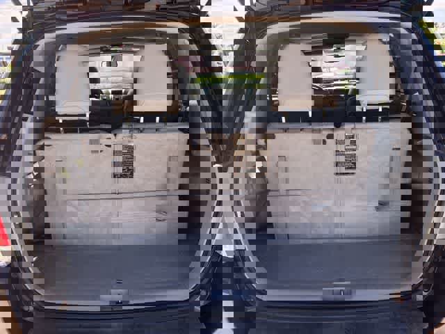 Used 2013 Toyota Highlander SE FWD image 20