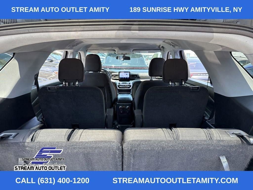 Used 2022 Ford Explorer XLT image 9