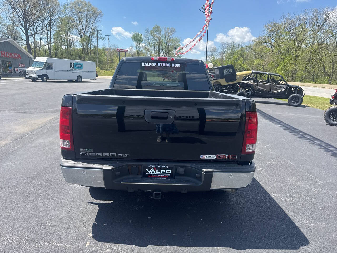 Used 2010 GMC Sierra 1500 SLT w/ All-Terrain Package AWD/4WD image 9