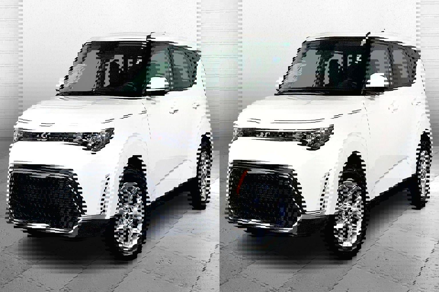 Certified 2025 Kia Soul LX image 12