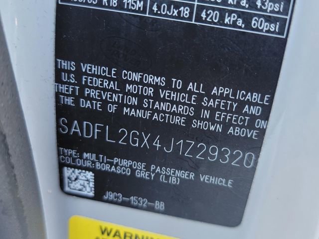 Used 2018 Jaguar E-PACE R-Dynamic SE image 35