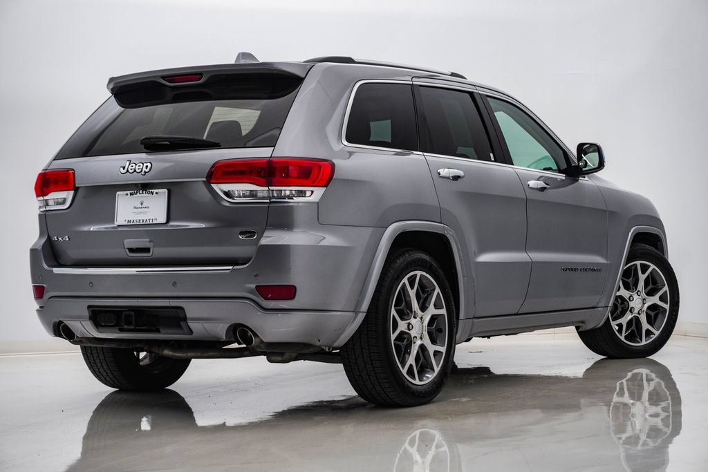 Used 2019 Jeep Grand Cherokee Overland AWD/4WD image 9