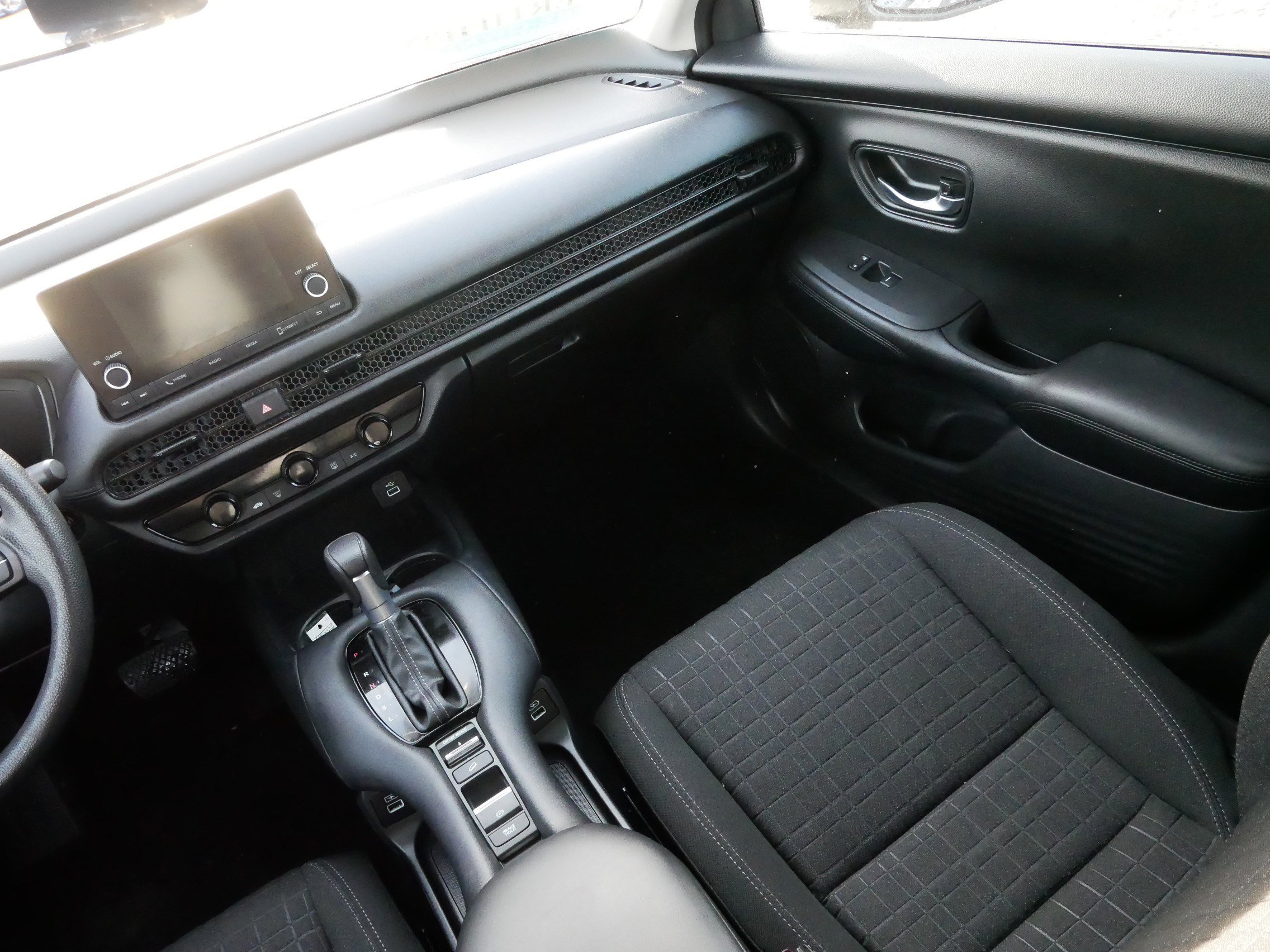 Certified 2023 Honda HR-V LX image 11