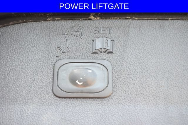 Used 2015 Ford Escape Titanium w/ Canadian Touring Package AWD/4WD image 8