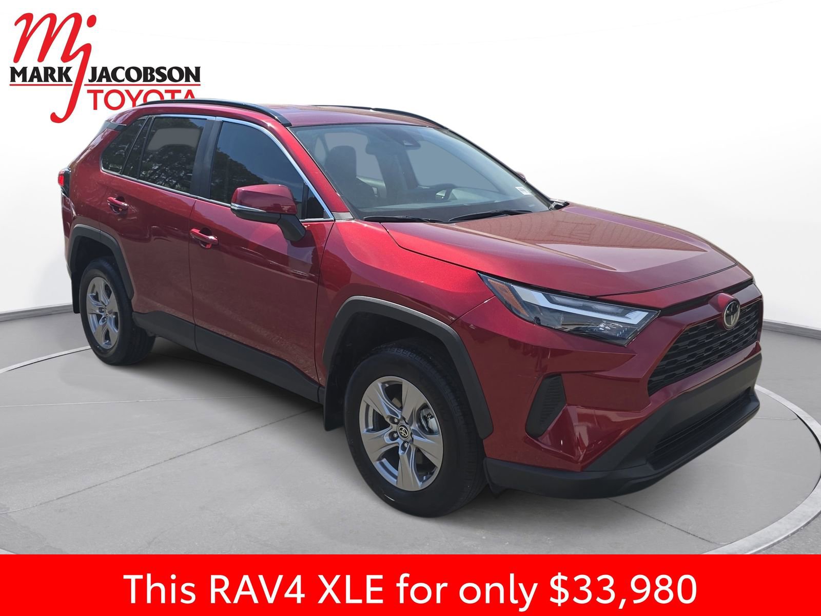 Used 2025 Toyota RAV4 XLE FWD image 5