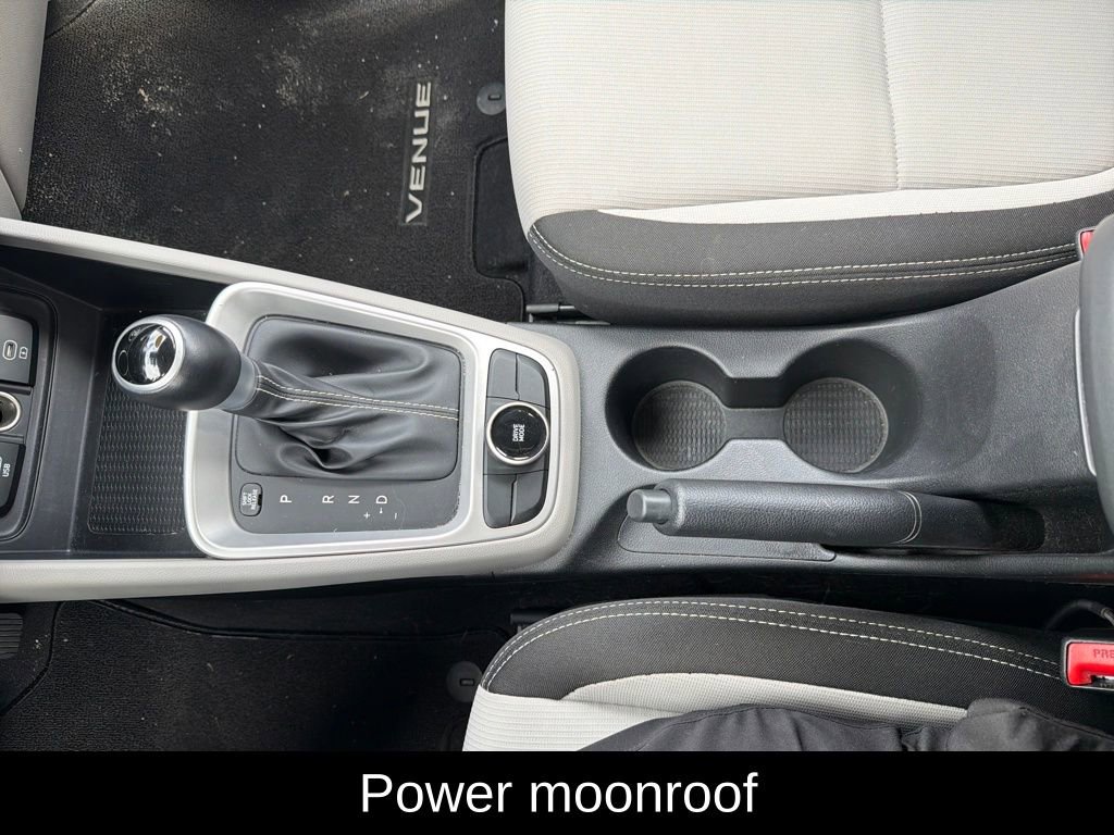 Certified 2023 Hyundai Venue SEL image 22