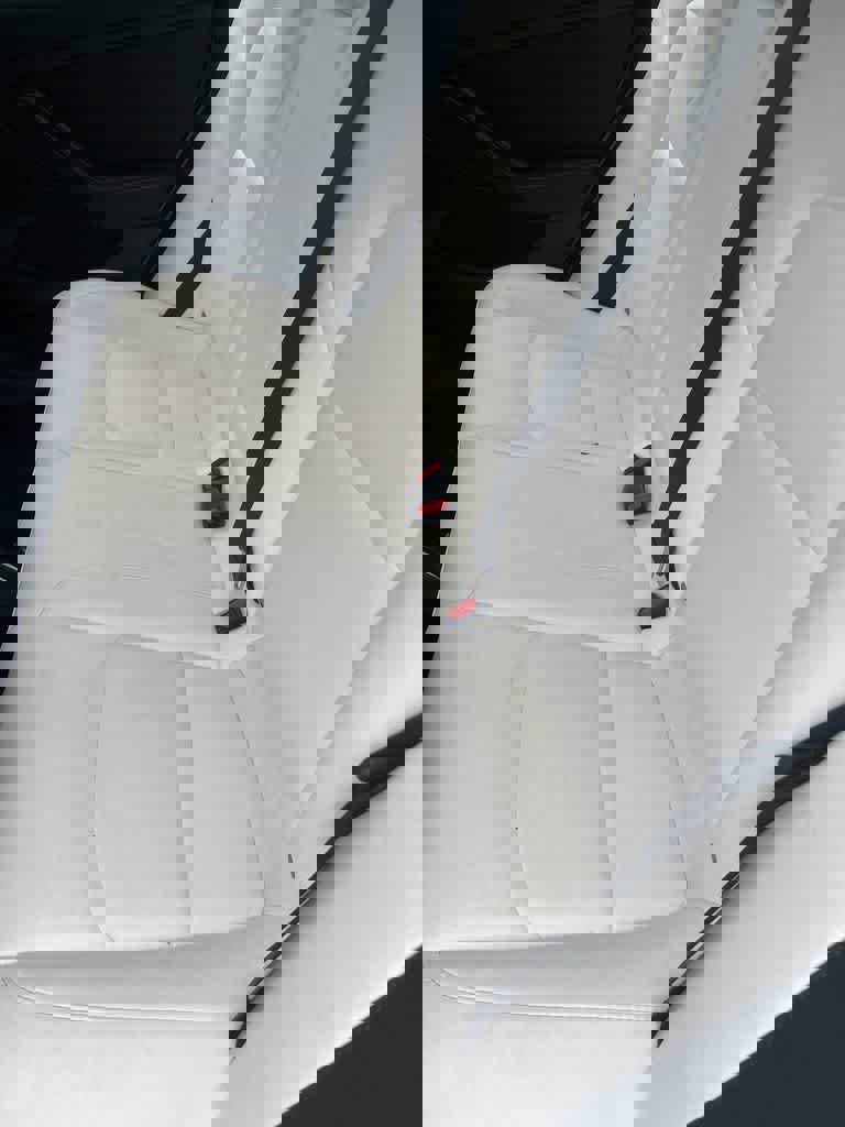 Used 2023 Tesla Model 3 Standard Range image 6