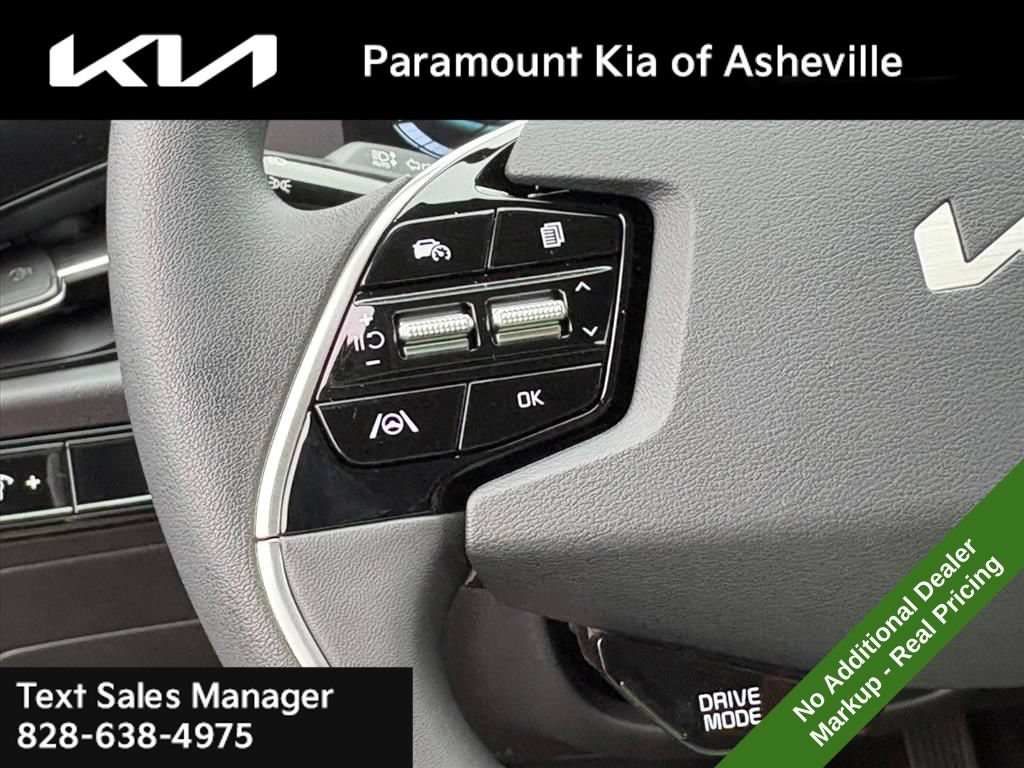 New 2026 Kia Niro LX FWD image 25