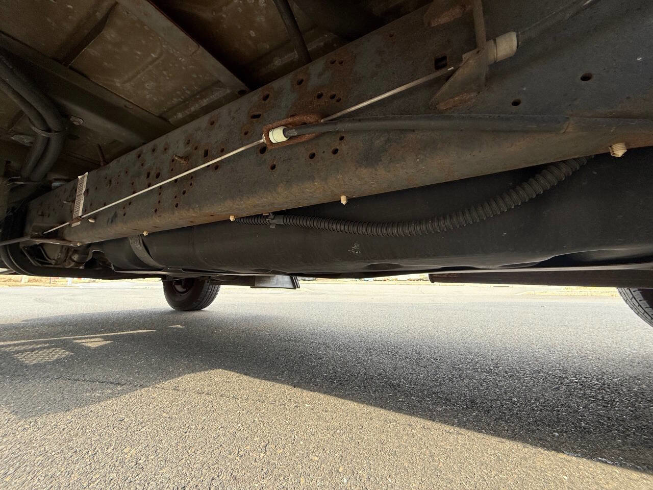 Used 2014 Ford E-350 and Econoline 350 Extended Super Duty w/ Power Group image 33