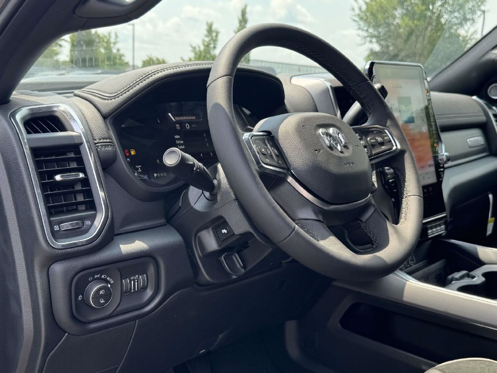 New 2026 RAM 2500 Laramie AWD/4WD image 2