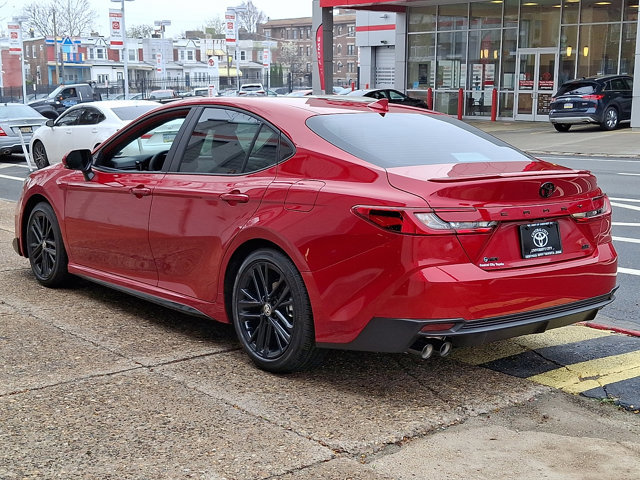 Used 2026 Toyota Camry SE w/ Convenience Package FWD image 4