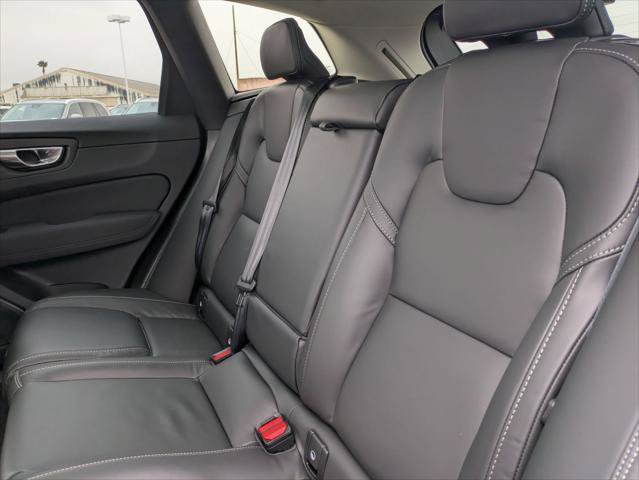 Used 2026 Volvo XC60 T8 Ultra w/ Climate Package PRO AWD/4WD image 24