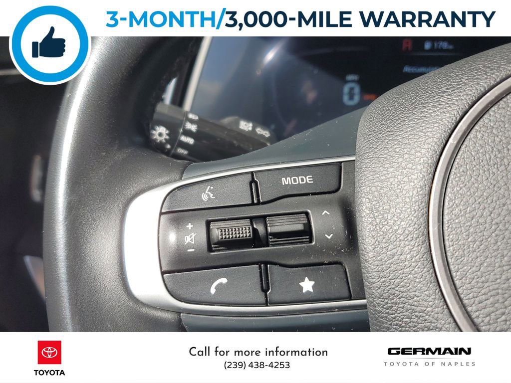 Used 2023 Kia Sportage EX image 36