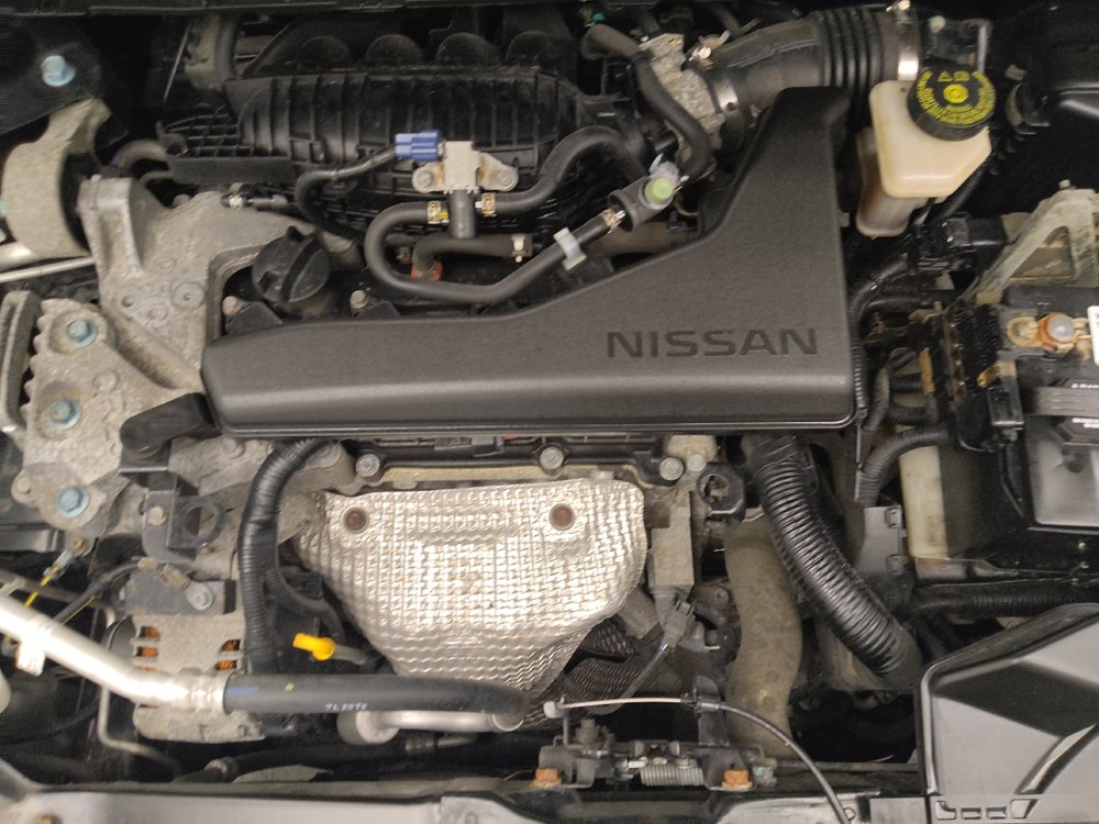 Used 2016 Nissan Rogue SV AWD/4WD image 30
