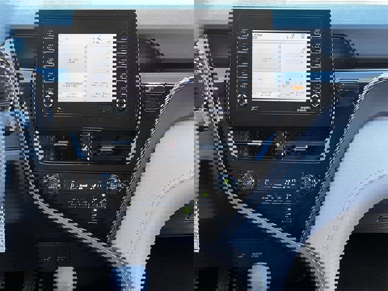 Used 2024 Toyota Camry LE image 15