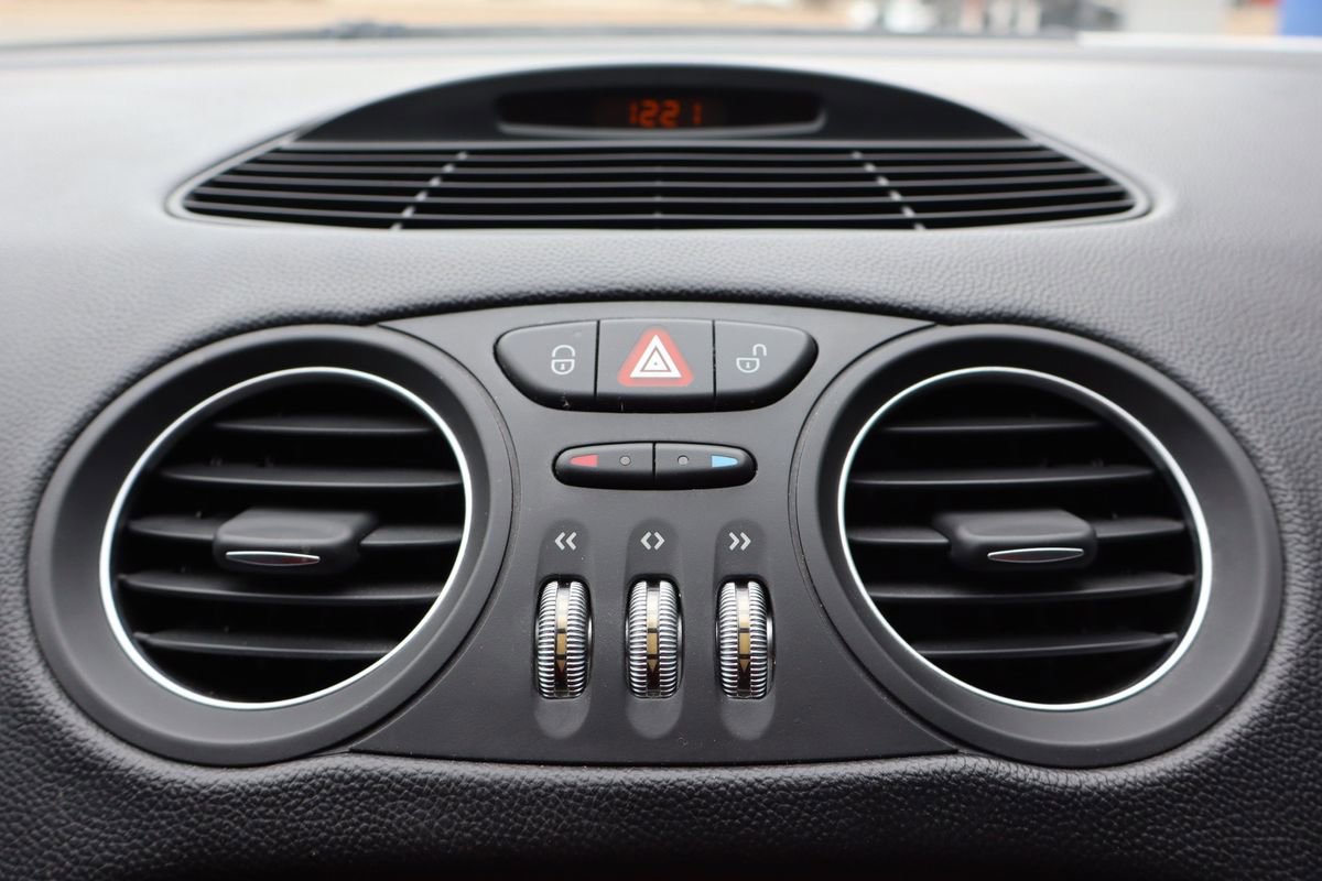 Used 2004 Mercedes-Benz SL 500 image 27